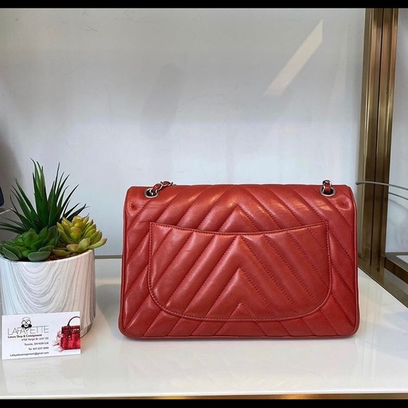 Chanel Lion Head Quilted Flap Bag - Picture 3 of 6